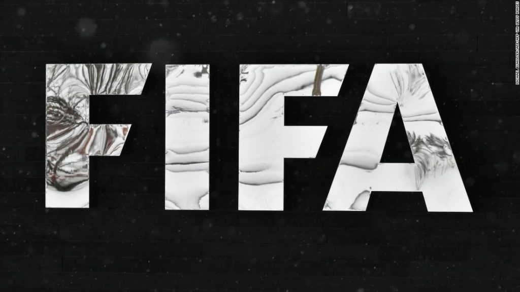 FIFA e UEFA suspendem todas as equipas e clubes internacionais russos das competições