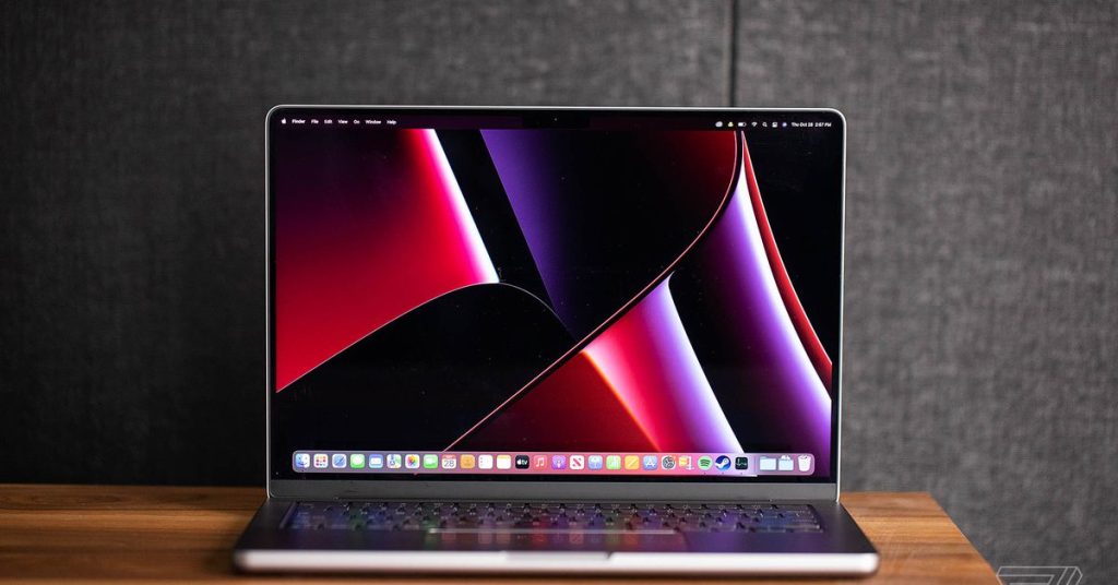 MacBook Pro de 14 polegadas com 10 núcleos mais rápido que o M1 Pro chega a um novo preço baixo