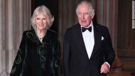 O príncipe Charles e Camilla, duquesa da Cornualha, participaram de uma recepção para celebrar o Fundo Asiático Britânico no Museu Britânico em Londres na quarta-feira.