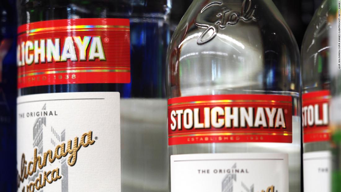 Stoli Vodka anuncia rebranding - CNN

