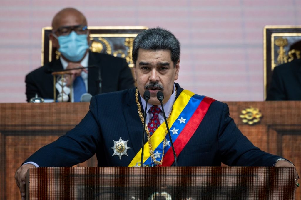 Autoridades dos EUA visitam a Venezuela para conversas com o governo de Maduro, aliado da Rússia