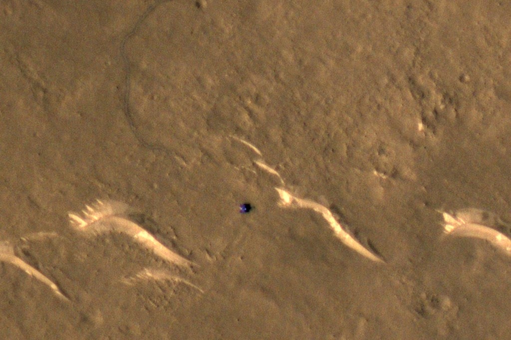 NASA revela uma imagem aérea de Marte mostrando um dos únicos habitantes do planeta