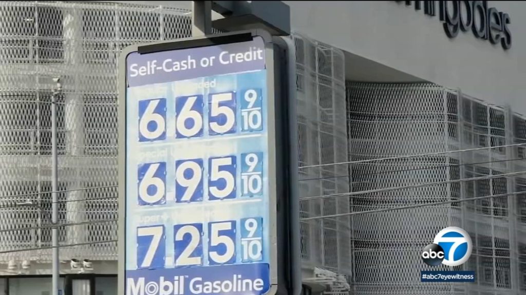 Preços do gás: a 'sobretaxa misteriosa' da Califórnia aumenta a dor na bomba