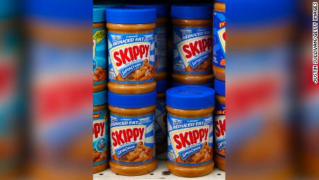 Skippy se lembra de 161.692 libras de manteiga de amendoim