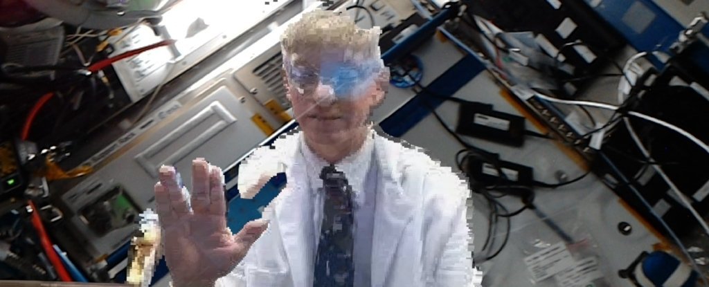 NASA enviou um médico para a Estação Espacial Internacional na primeira conquista "Holoportation" do mundo