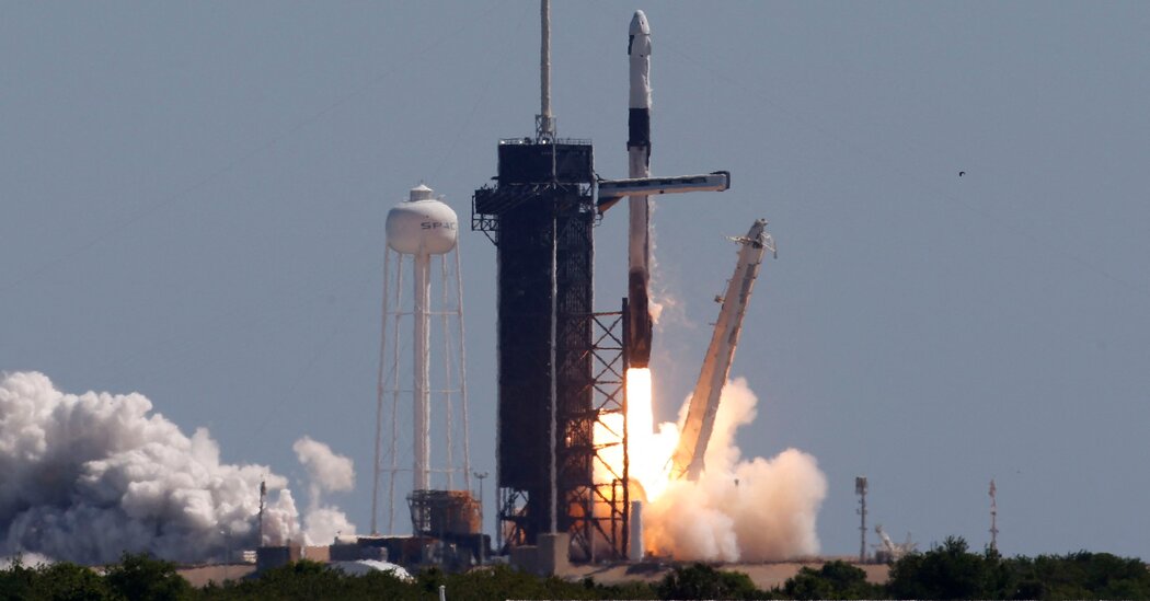 SpaceX e Axiom lançam astronautas particulares para a estação espacial

