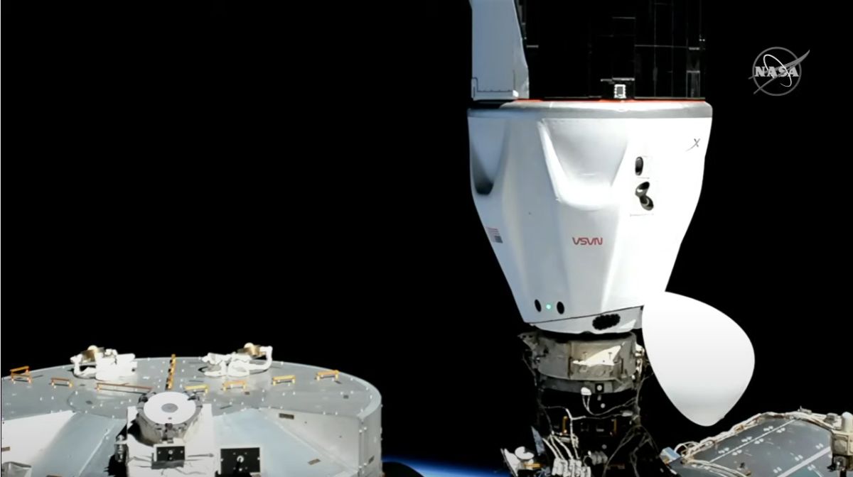 A SpaceX acaba de fazer o voo mais rápido do Dragon Astronaut para a estação espacial de todos os tempos

