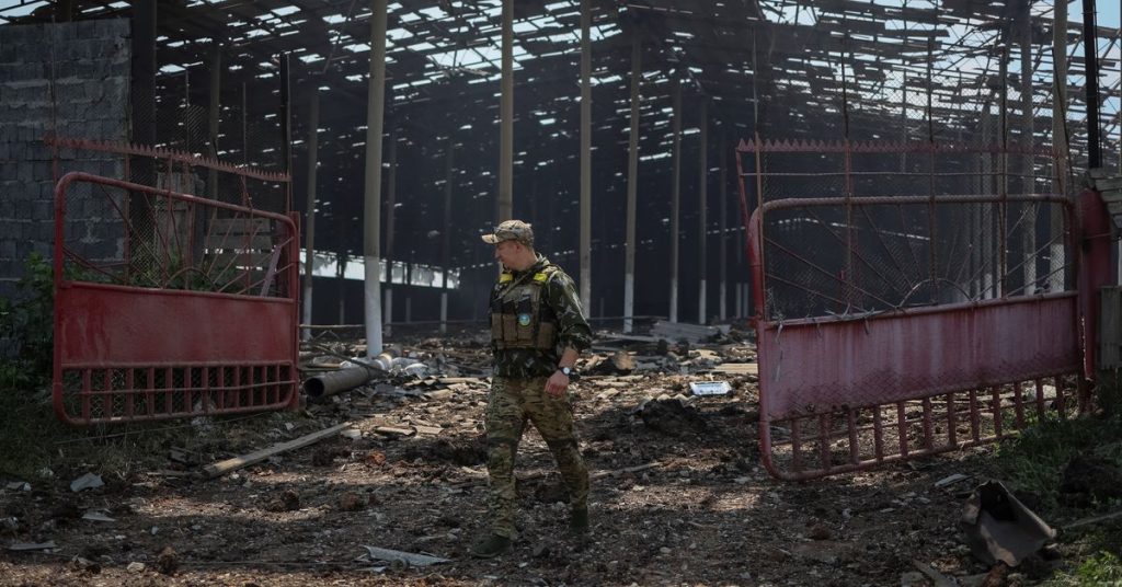 O presidente disse que a batalha "brutal" pelo controle da Severodonetsk da Ucrânia determinará o destino do Donbass