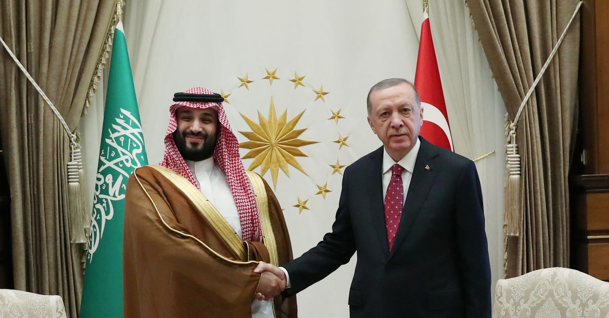 Príncipe herdeiro saudita, Erdogan se reúne na Turquia com total normalização no horizonte

