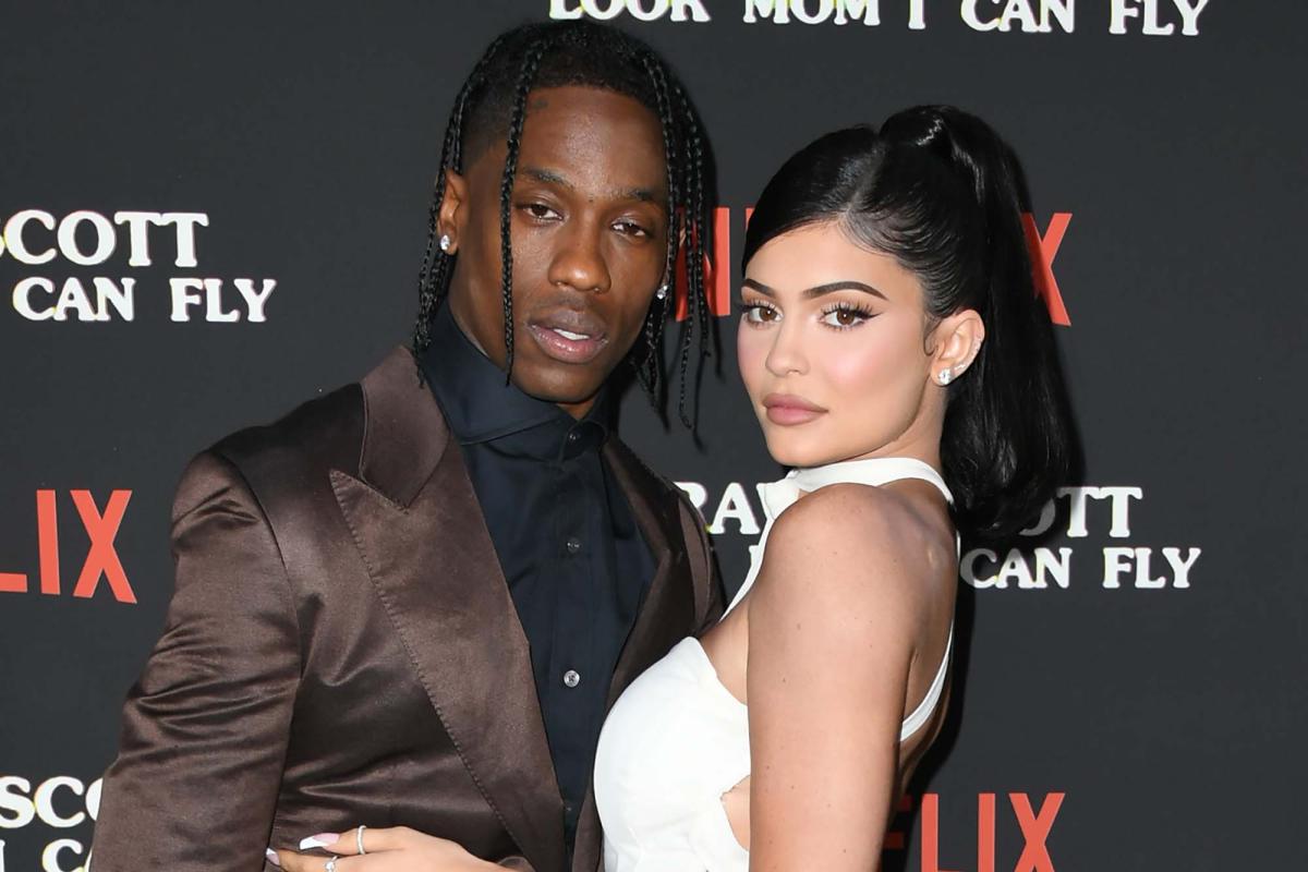 Travis Scott elogia Kylie Jenner por 