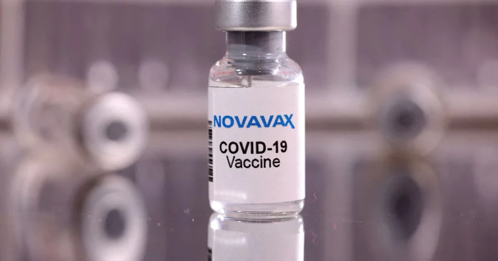 A União Europeia adiciona alergia grave como efeito colateral da vacina Novavax COVID