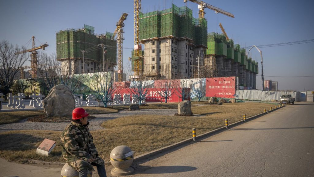 Compradores de casas na China estão perdendo a paciência com a queda do mercado imobiliário