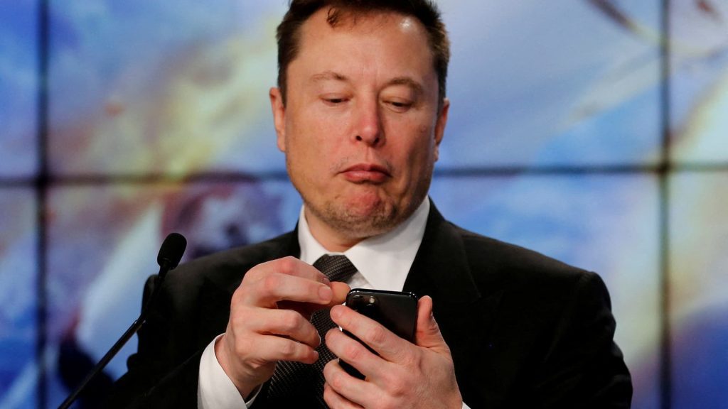 Elon Musk vem expressando remorso do comprador no Twitter há meses