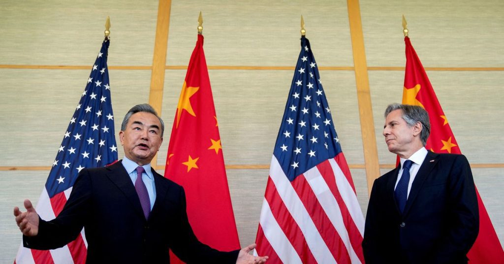 Os ministros das Relações Exteriores dos Estados Unidos e da China estão realizando suas primeiras conversas pessoais desde outubro