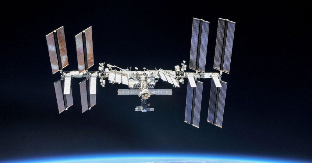 Rússia diz que a retirada da estação espacial da NASA é menos iminente do que o relatado anteriormente