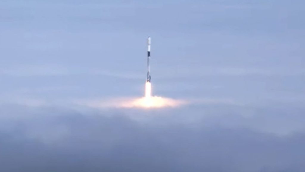 SpaceX quebra recorde ao enviar 46 Starlinks ao espaço na sexta-feira
