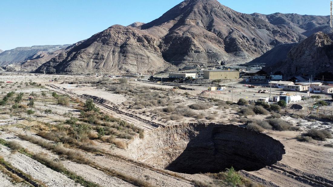 Chile quer punir os responsáveis ​​pelo sumidouro perto da mina de cobre

