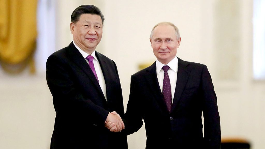 China promove relações com a Rússia e acusa Estados Unidos de serem o 'principal instigador da crise na Ucrânia'