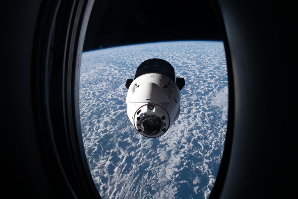 SpaceX Dragon está repleto de mercadorias científicas para analisar