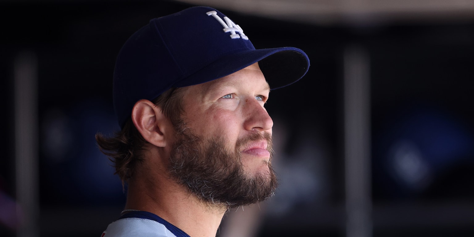 Clayton Kershaw sai devido a lesão contra os Titans

