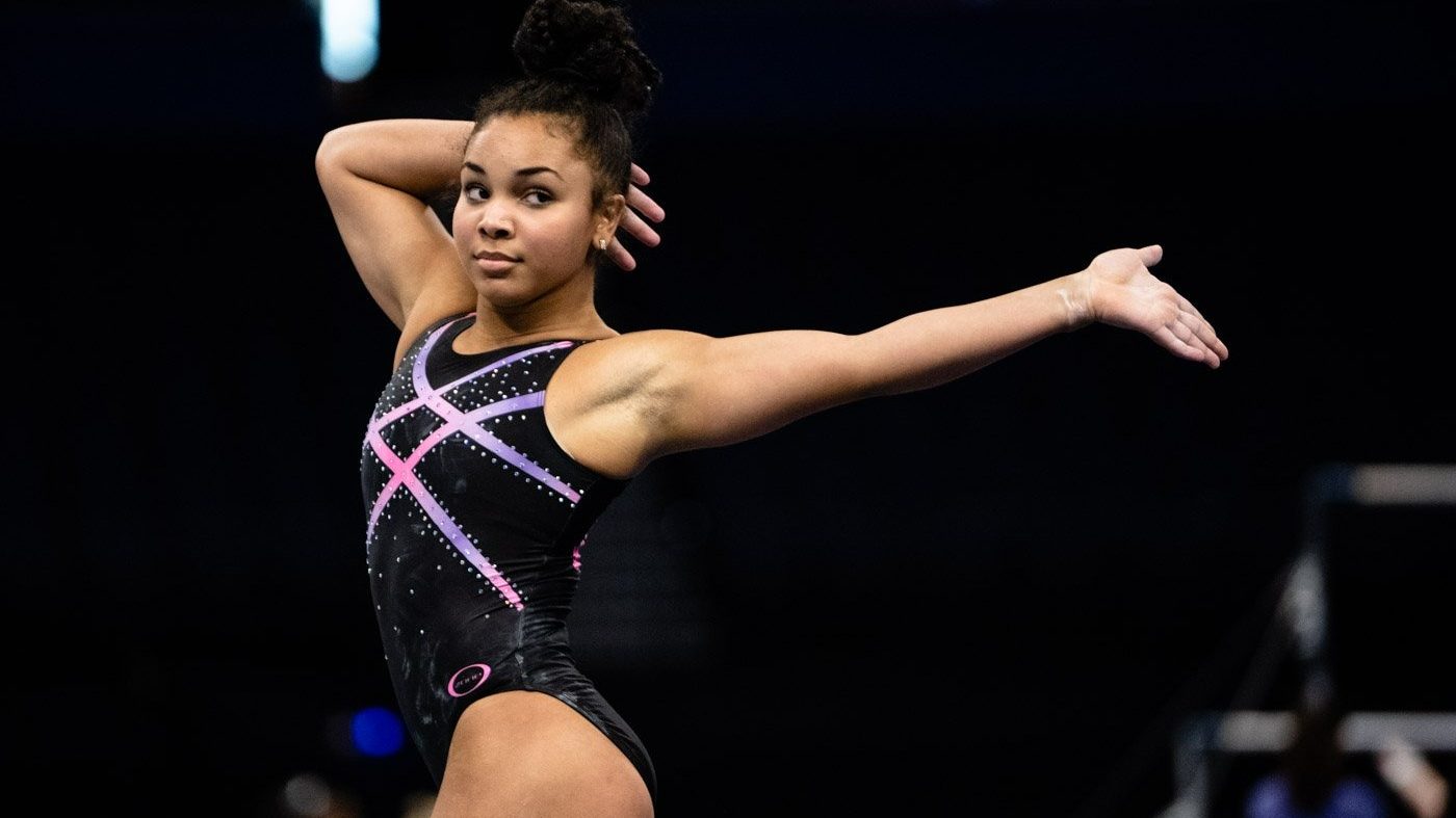 Conor McClain avança para o título All-American Gymnastics

