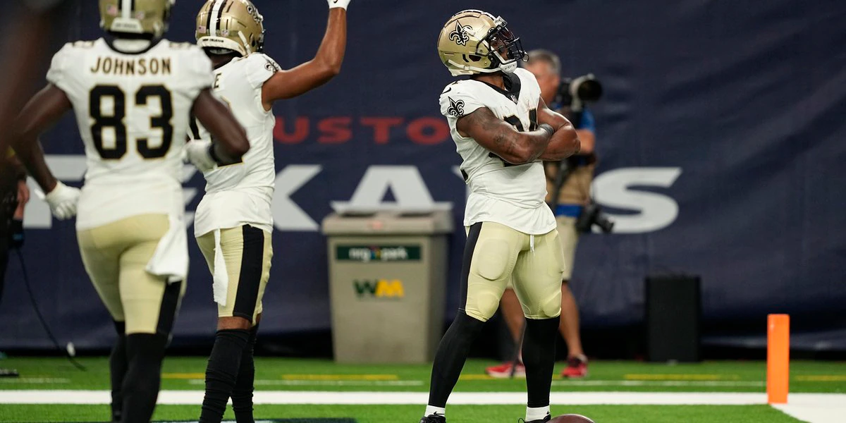 Dalton passa TD em um único drive enquanto os Saints perdem para o Texas por 17-13

