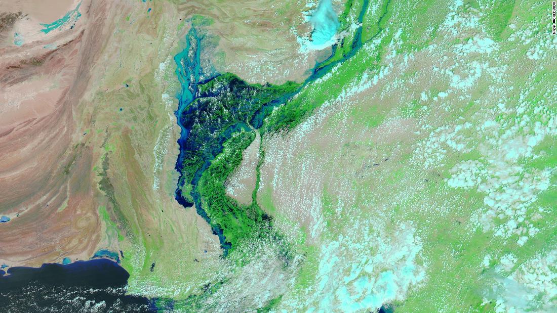 Imagens de satélite mostraram que o Paquistão inundou o último lago de 100 km de largura

