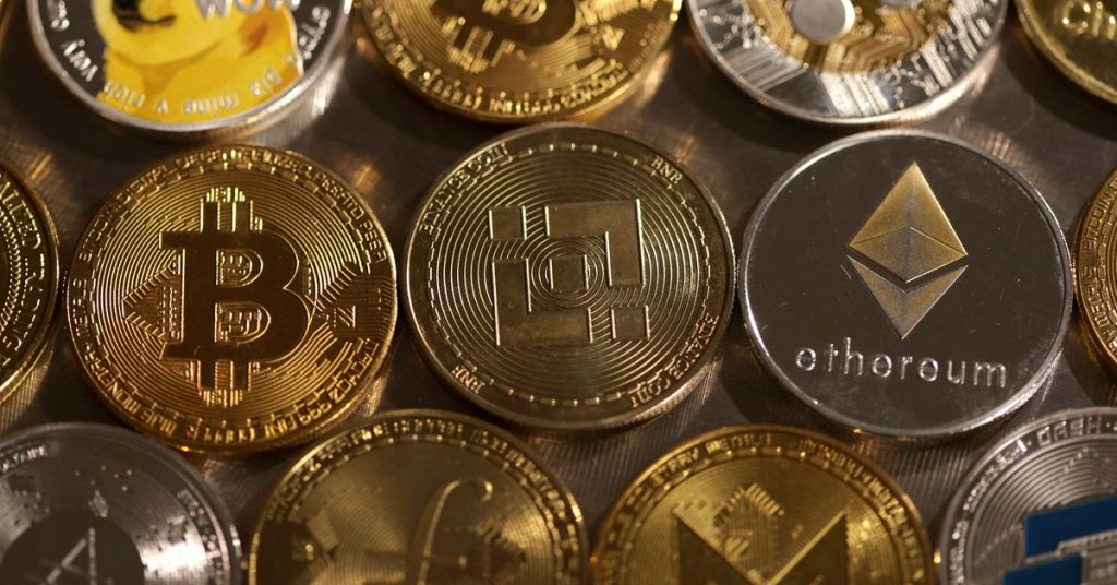 Queda repentina de criptomoedas leva Bitcoin para mínima de três semanas
