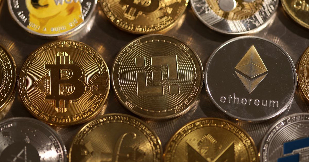 Queda repentina de criptomoedas leva Bitcoin para mínima de três semanas

