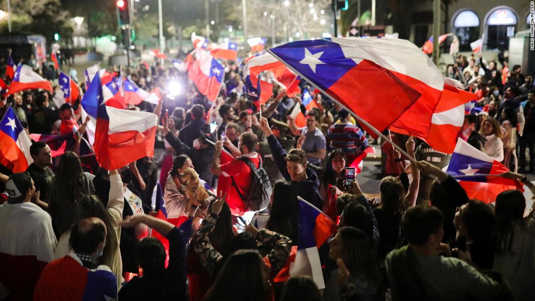 Nova constituição do Chile: eleitores rejeitam por maioria esmagadora a proposta em referendo

