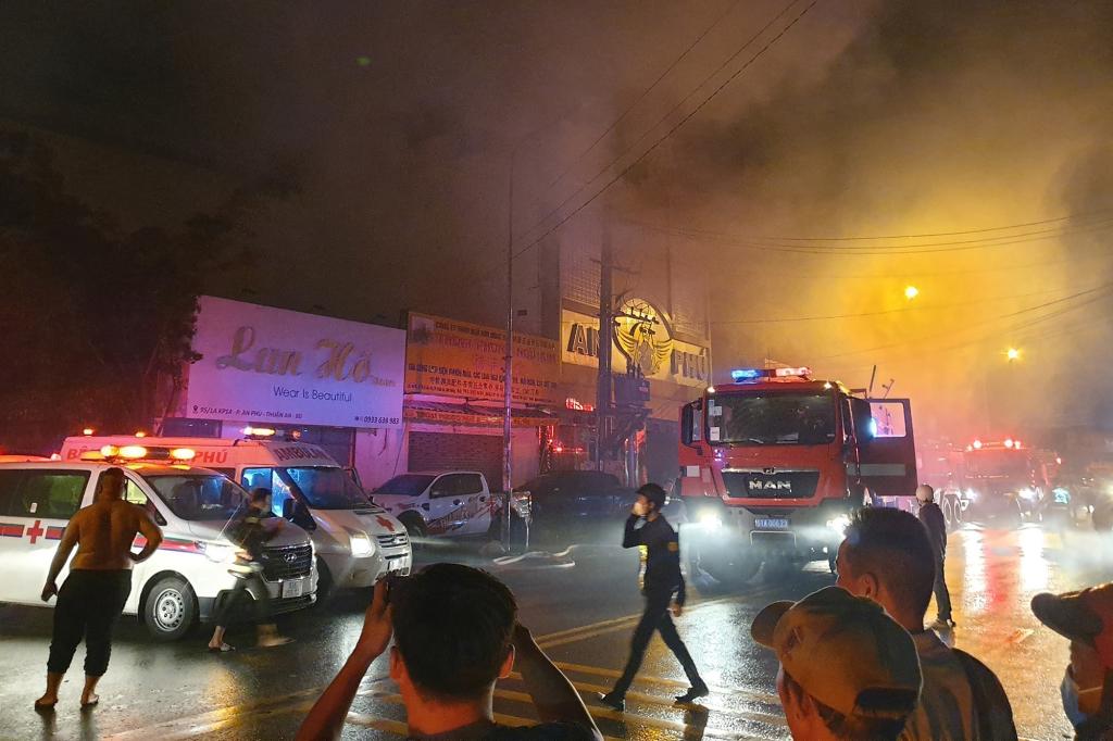 Incêndio em bar de karaokê no Vietnã deixa pelo menos 12 mortos