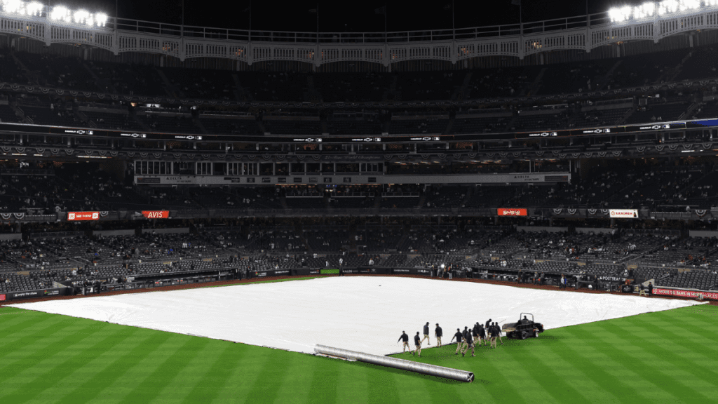 Yankees and Parents Weather Forecast: ALDS #5 Game adiado durante uma noite chuvosa em Nova York