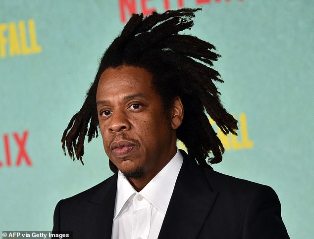 Jay-Z diz que Bacardi está tentando pagar menos do que a marca Cognac D'Usse, enquanto pede escrutínio