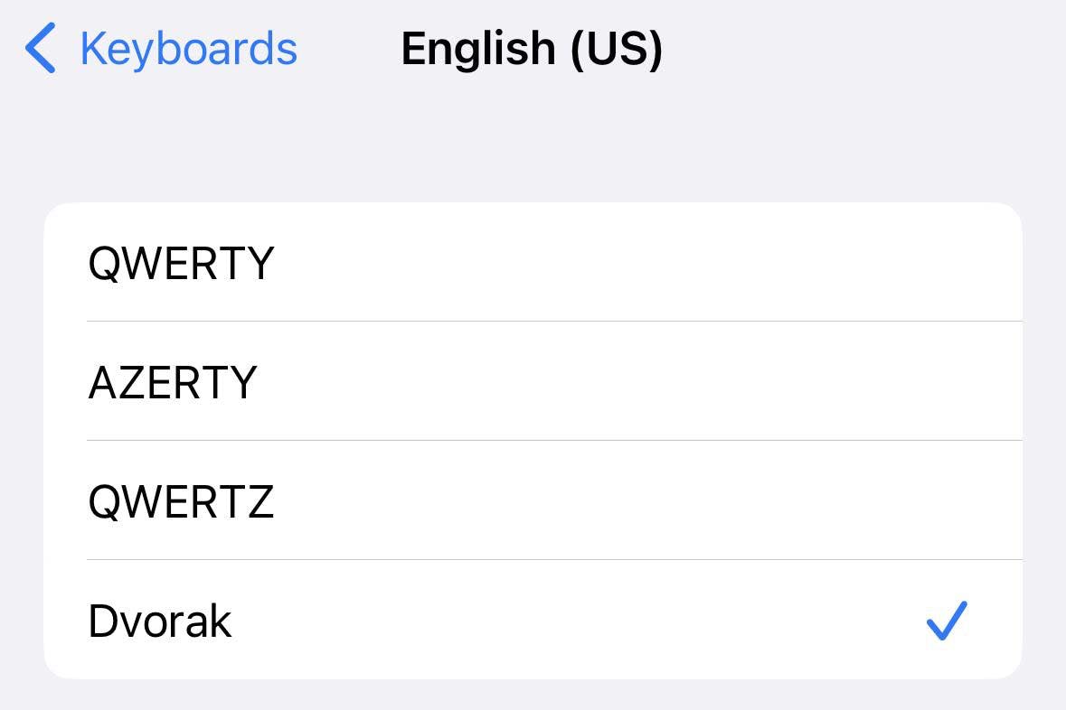 Captura de tela do menu de configurações do teclado do iOS 16.