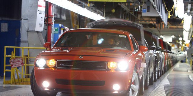 O Dodge Challenger entrou em produção em 2008.