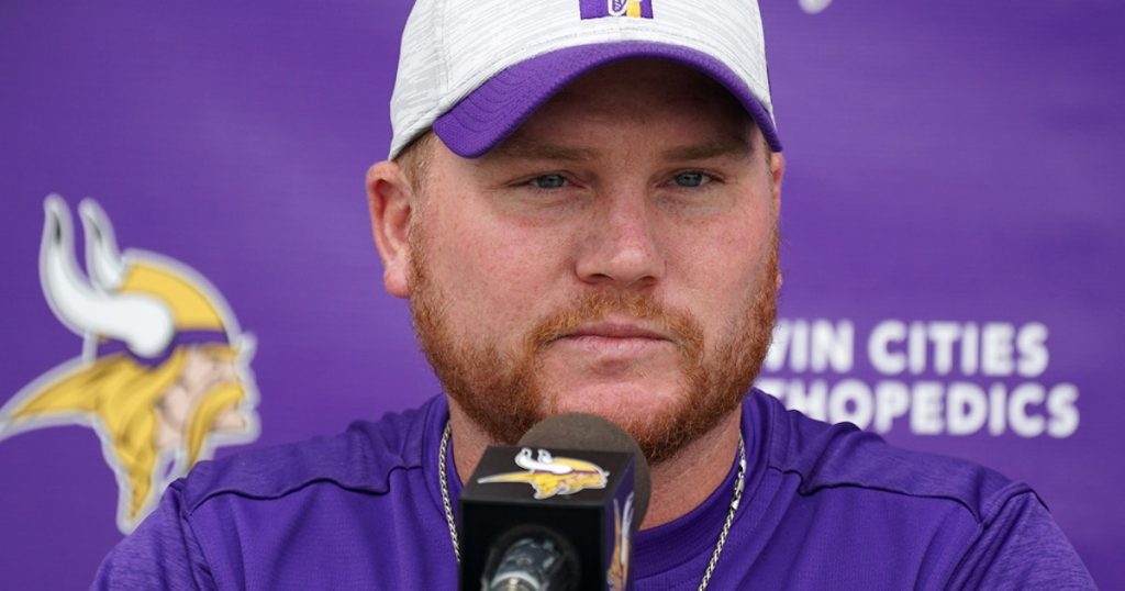 Adam Zimmer, filho do treinador do Minnesota Vikings, Mike Zimmer, morreu aos 38 anos