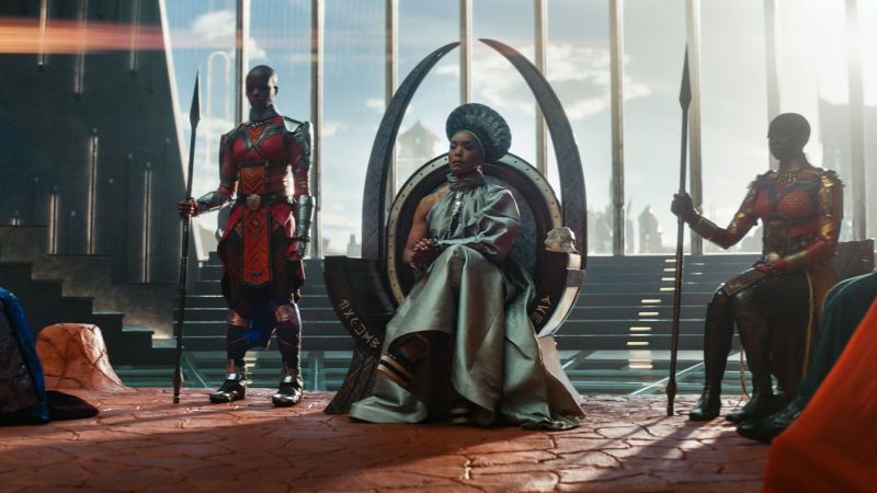 Black Panther: Wakanda Forever tem abertura recorde para novembro