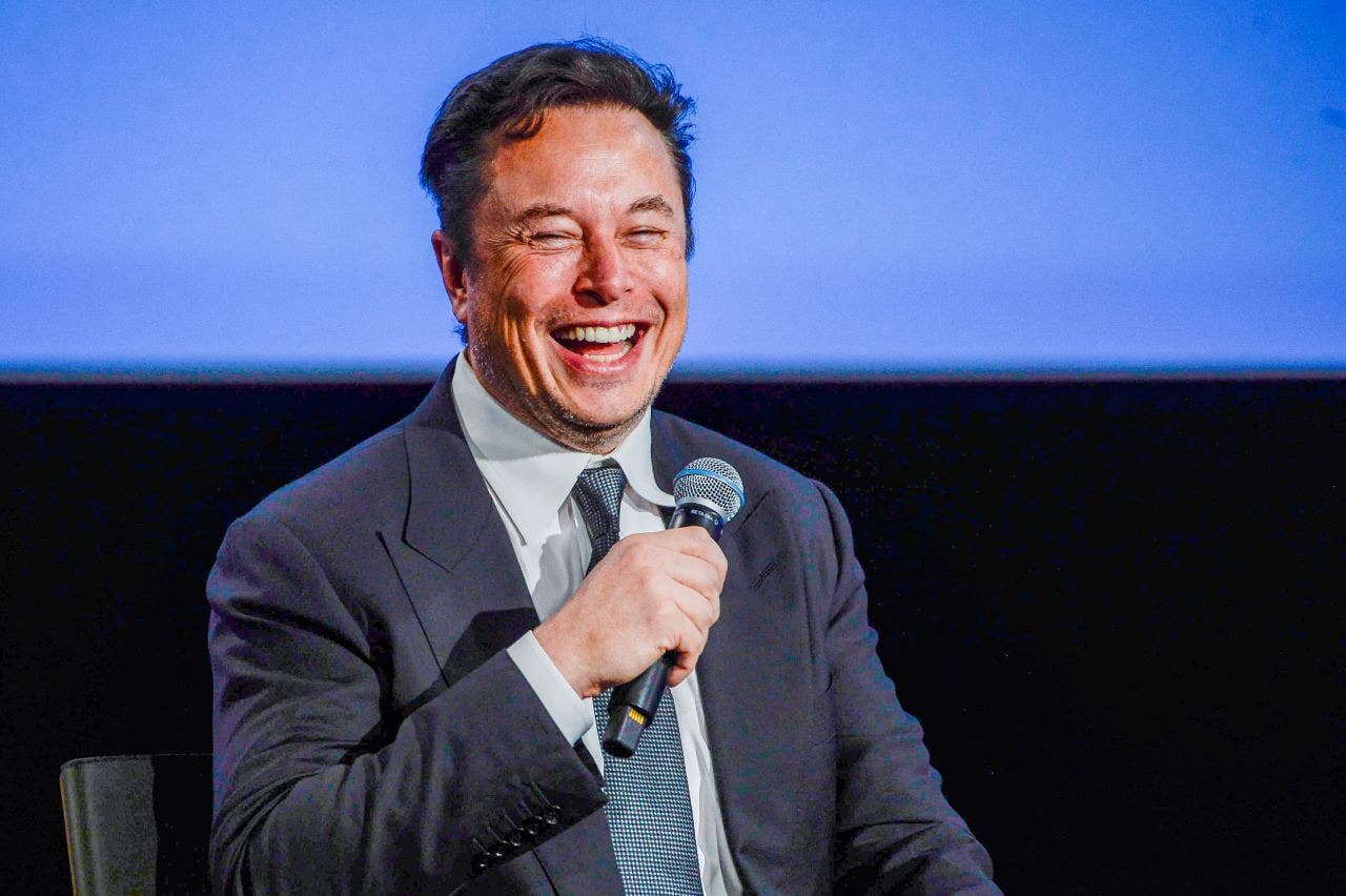 Elon Musk diz que jornalistas 