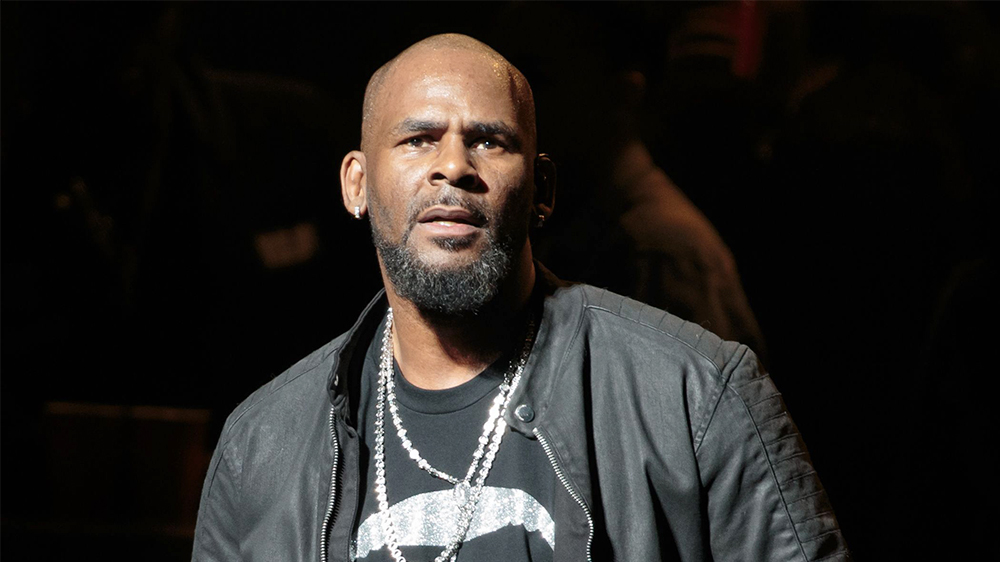 O novo álbum de R. Kelly, "I Admit", é um bootleg, confirma um representante da Sony