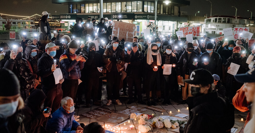 Os chineses no exterior: preocupação, cautela e protesto

